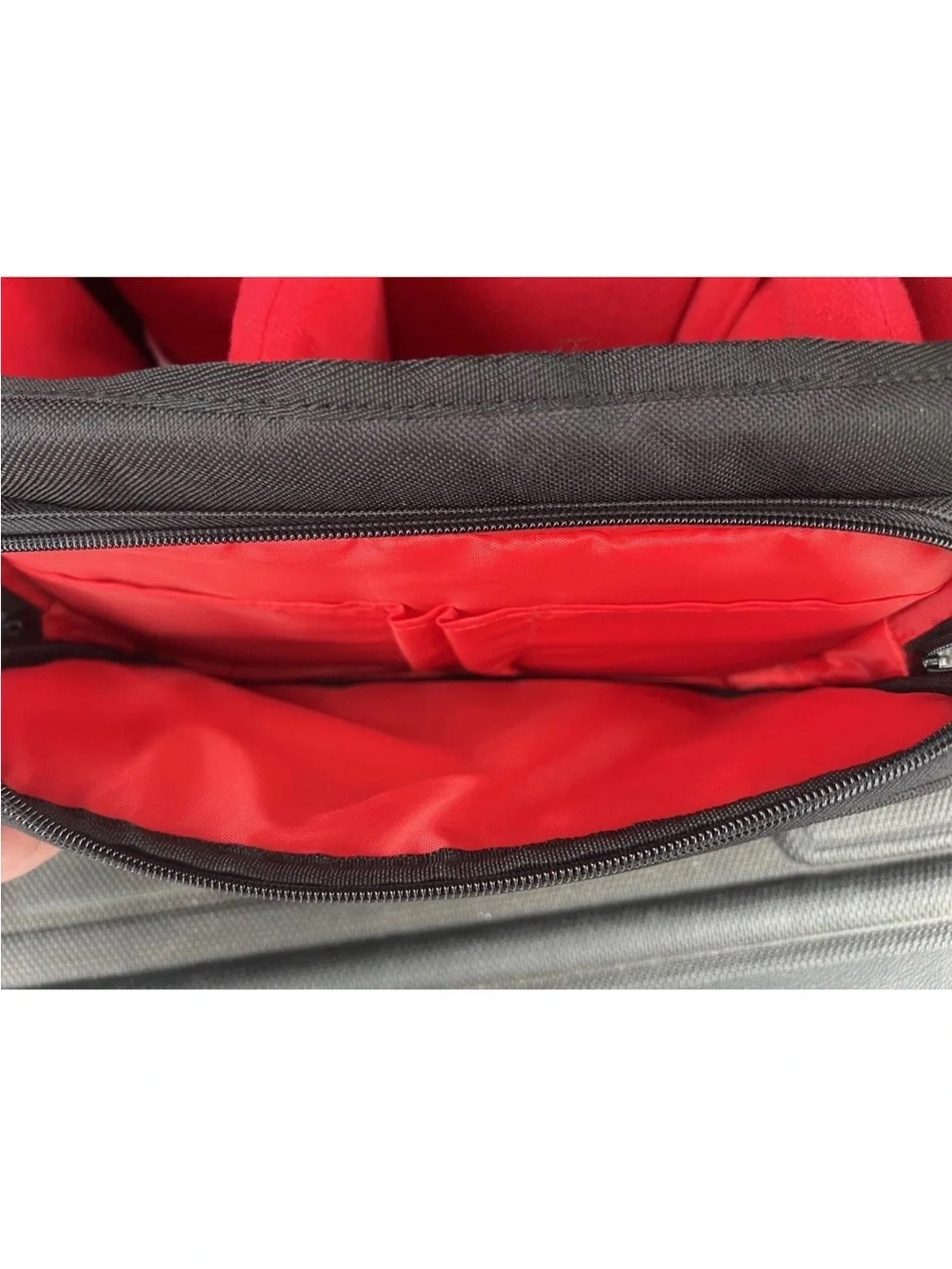 NEW - Caden Camera Bag / Case w/Shoulder Strap - Red Plush Pockets - Universal